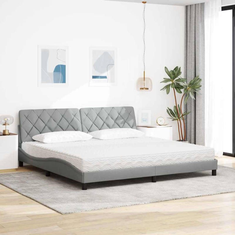 Bett mit Matratze Hellgrau 200x200 cm Stoff