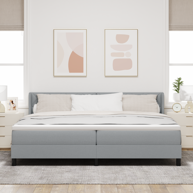 Boxspringbett mit Matratze Hellgrau 200x200 cm Stoff